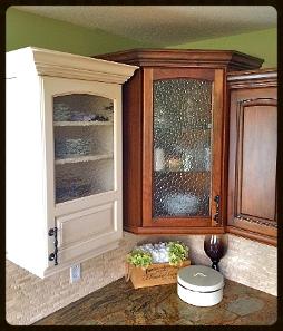 Kitchen upper cabinets